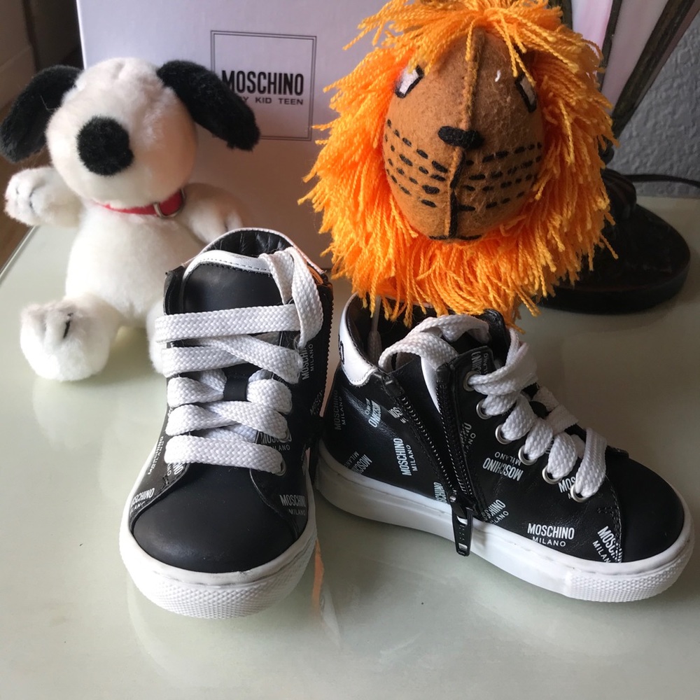 Moschino Leather baby shoes